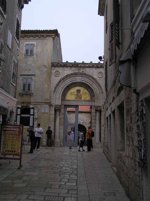 img00027.jpg