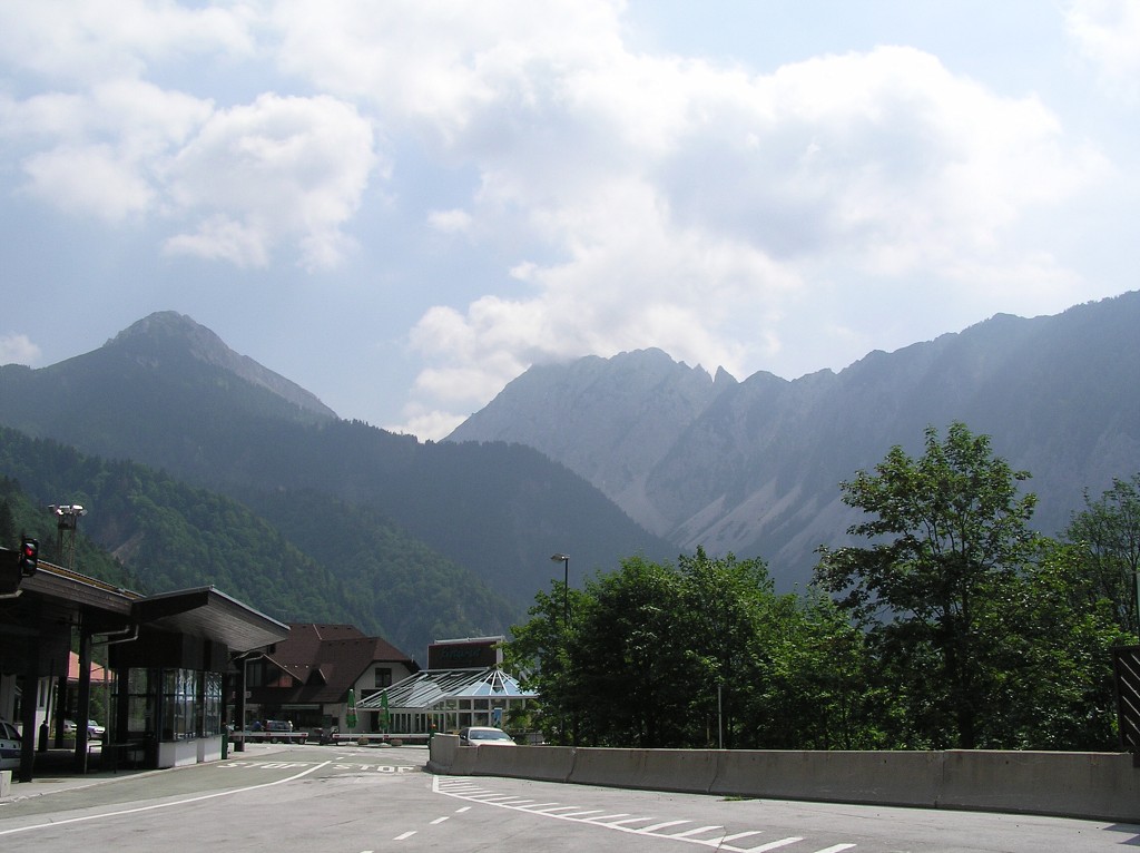 img00028.jpg