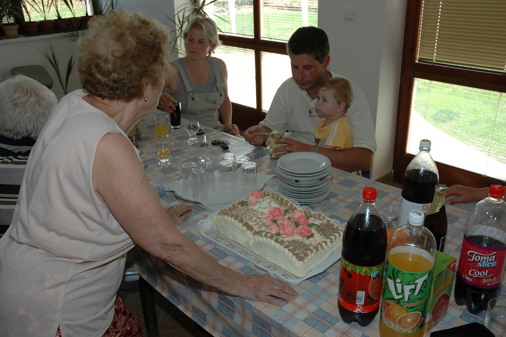 img00002.jpg